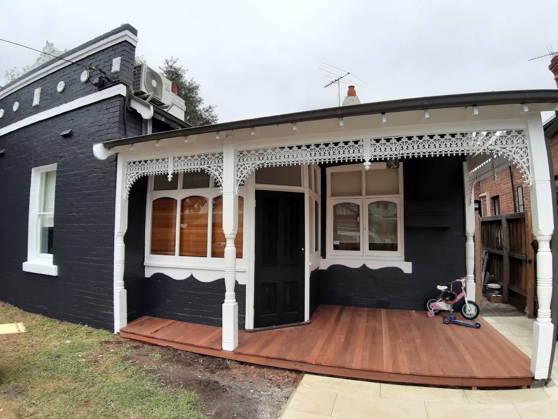 Inner-city period home with restored verandah lacework